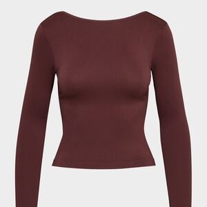 Aritzia Smooth Seamless Sensorial Longsleeve — Sumac Burgundy
